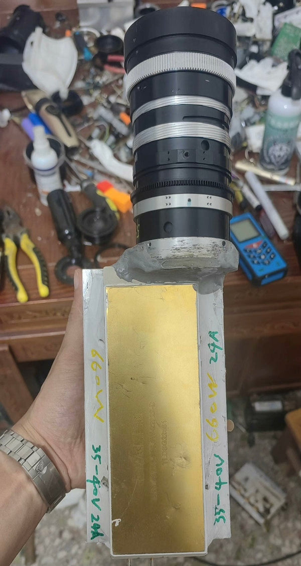 660 W laser launcher (Without battery, can be shipped worldwide), need your own (DC 45V, 25Ah). Range 50m.
