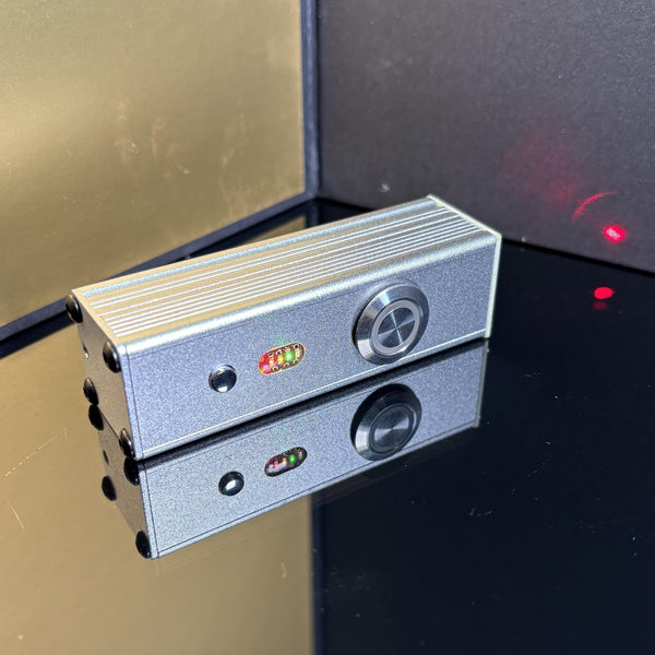 YZ-40 mini Laser Cannon 40W. (Battery 1500mA*2; Wavelength 974). Range 1 m. Battery life 2 years, with fast charging. The Type-C interface